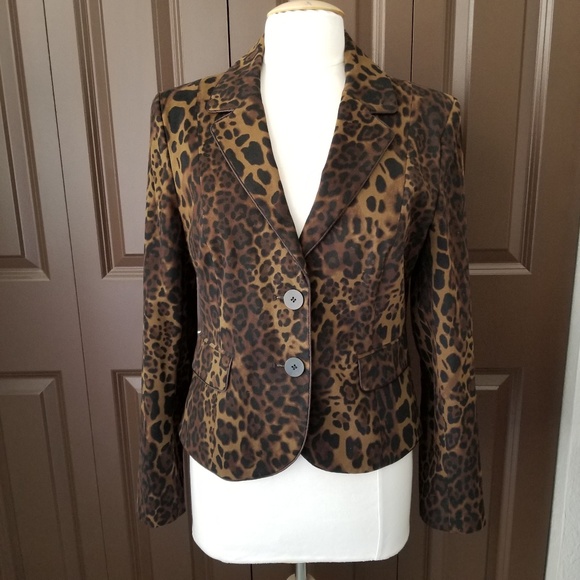 Helene Berman Jackets & Blazers - 🔴SOLD🔴 Helene Berman London Leopard Blazer